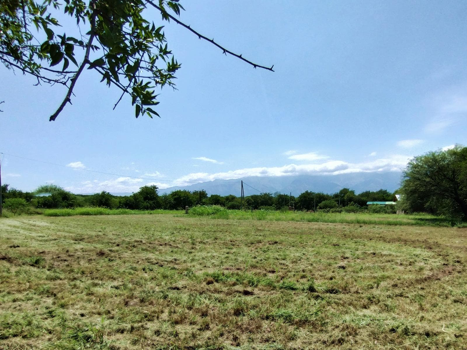 980 m² Lot | Las Tapias | Deed | Mountain Views | 200 m from the Highway