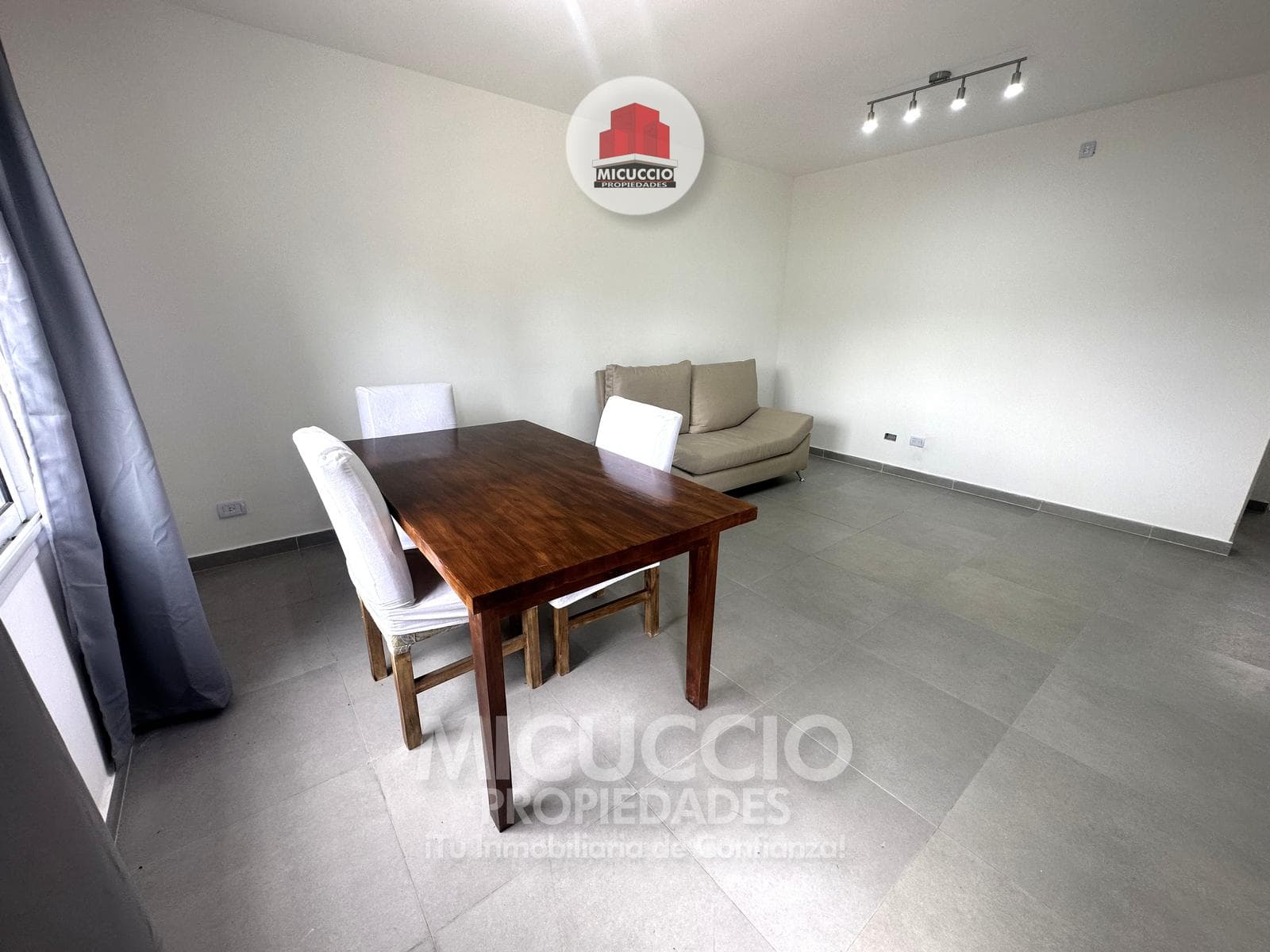 Departamento en venta, René Favaloro N°56 (N°1, Planta Alta), Cardales. OPORTUNIDAD. FINANCIACION.