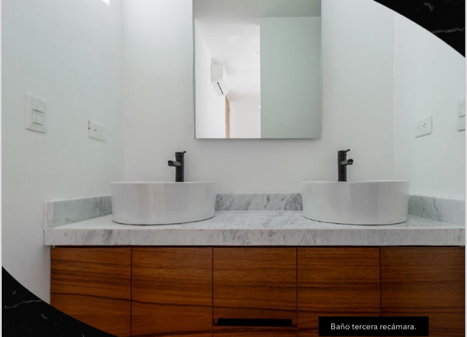 House for Sale in Cumbres Residencial