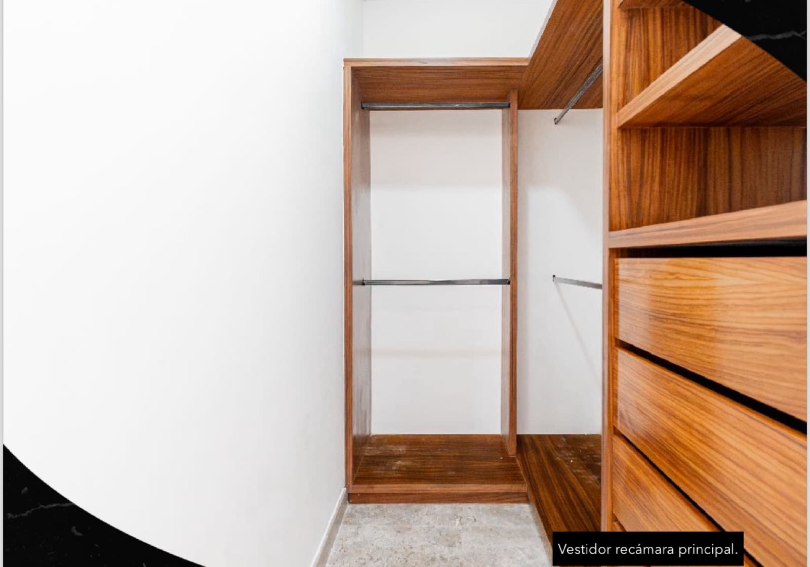 House for Sale in Cumbres Residencial