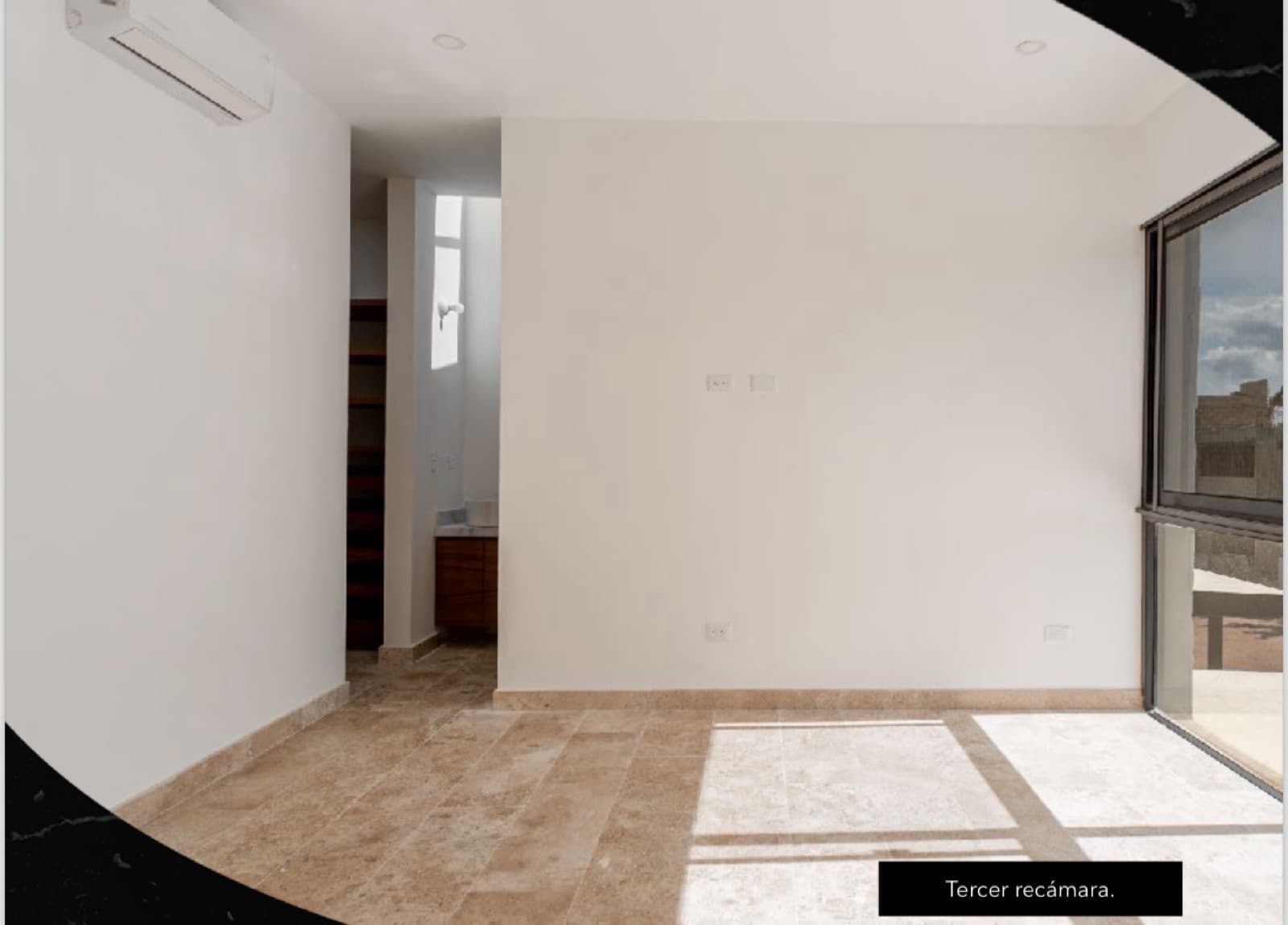 House for Sale in Cumbres Residencial