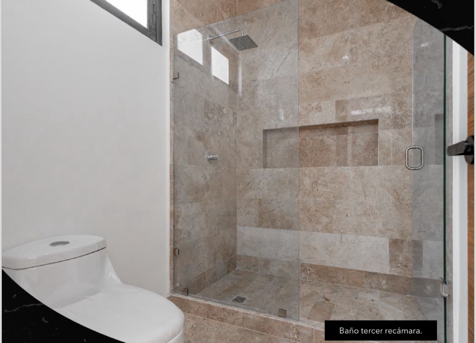 House for Sale in Cumbres Residencial