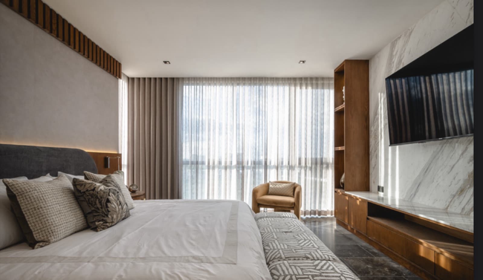 LUXURY APARTMENT AVAILABLE FOR PRE-SALE AT ARTHOUSE TOWER A
