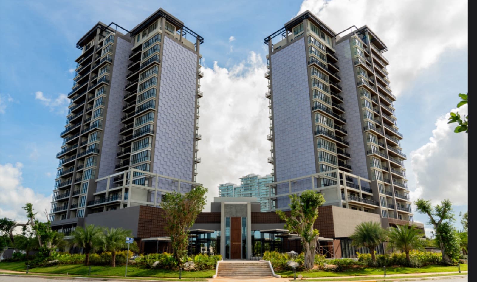 LUXURY APARTMENT AVAILABLE FOR PRE-SALE AT ARTHOUSE TOWER A