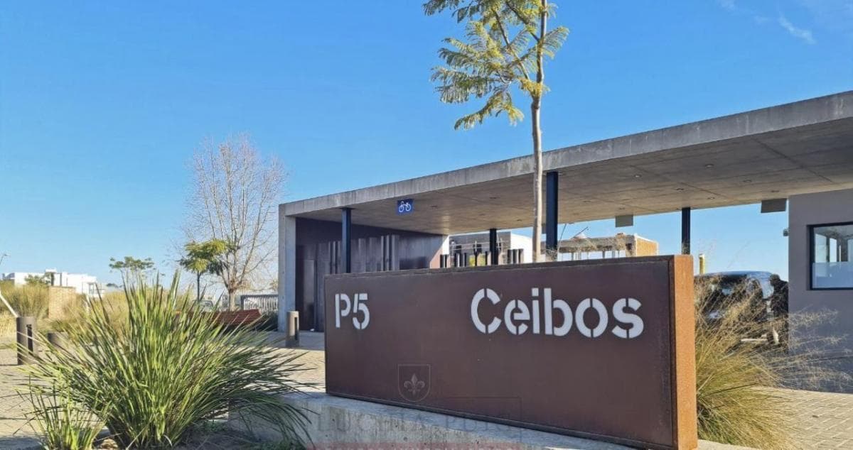 SPECTACULAR Lot for Sale in Los Ceibos, Puertos, Escobar—Near the Water