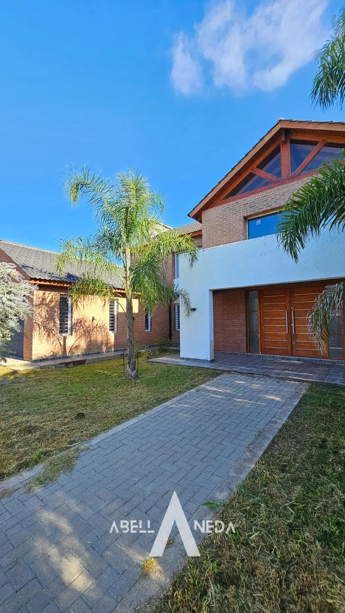 House in Los Sauces