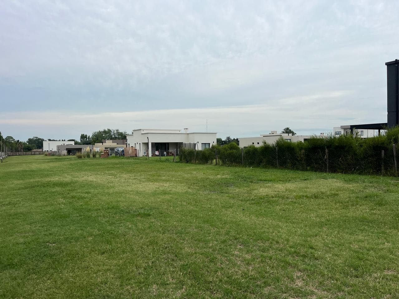 LOT FOR SALE - PILAR DEL ESTE - SANTA ELISA NEIGHBORHOOD