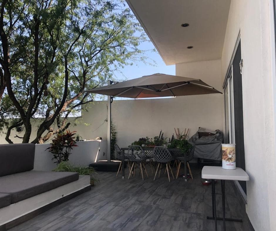 FURNISHED house for rent in Real de Juriquilla, Querétaro.