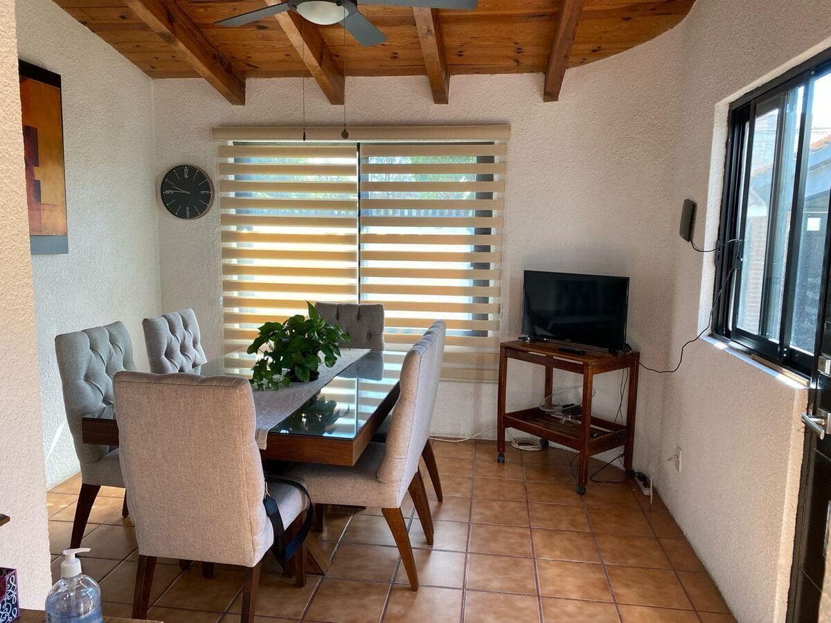 4-bedroom house (2 on the ground floor) for sale in Jurica Campestre, Querétaro