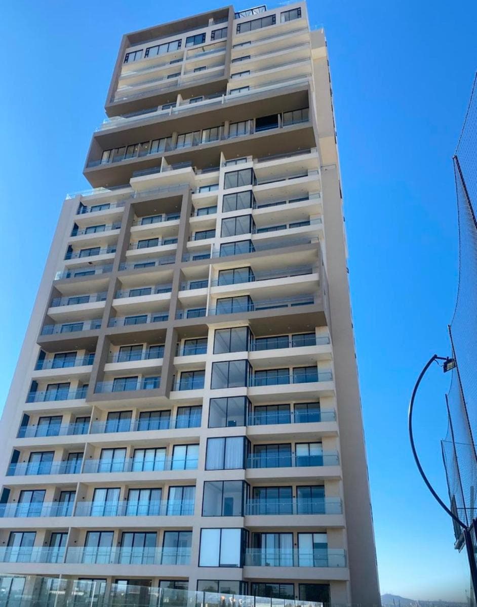 Departamento de Dos Pisos Amueblado en Nymphe Towers con excelentes Vistas y Amenidades de Lujo