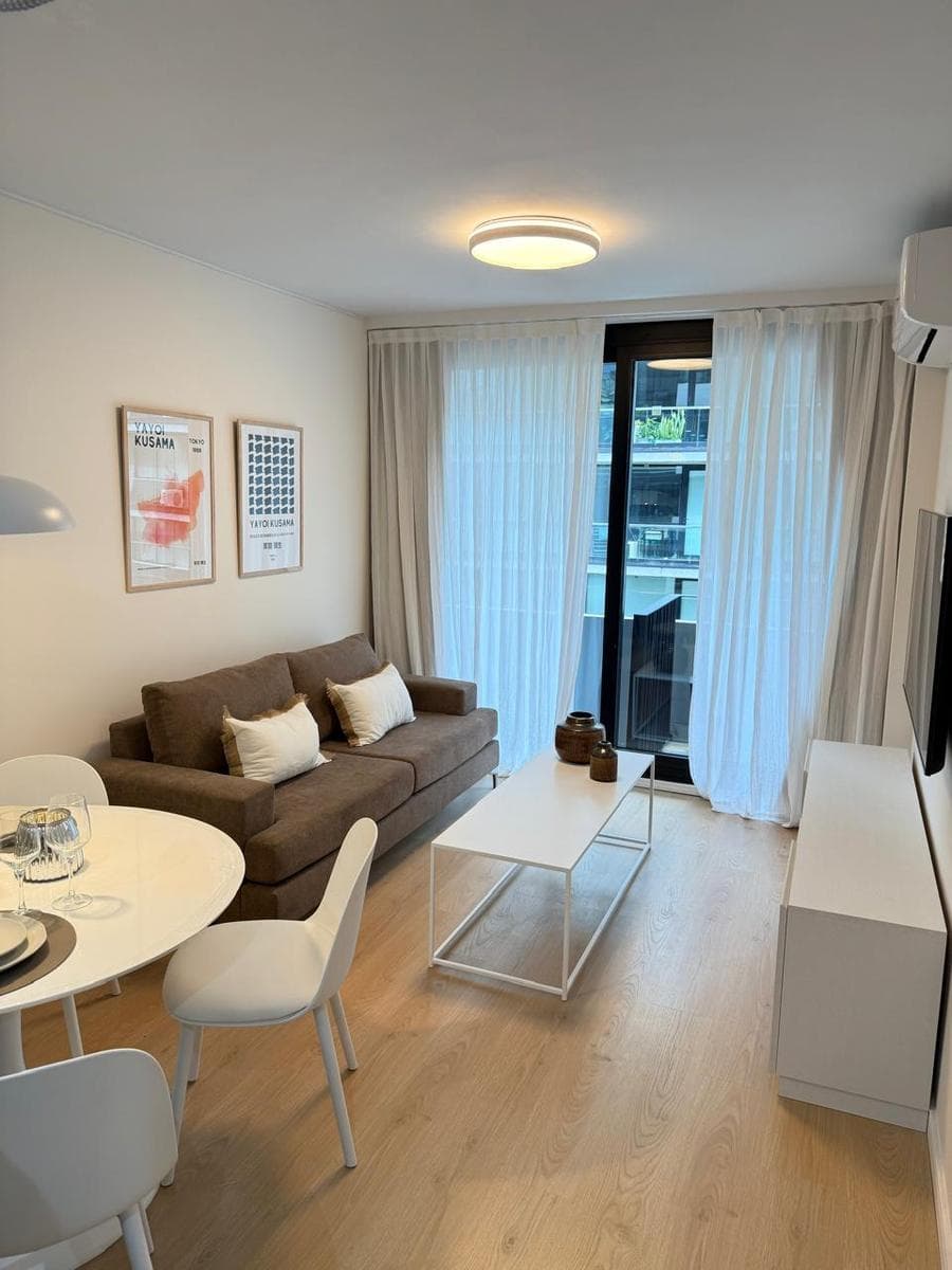 Short-term rental: 2-room apartment with garage in Lumiere, Puerto Madero