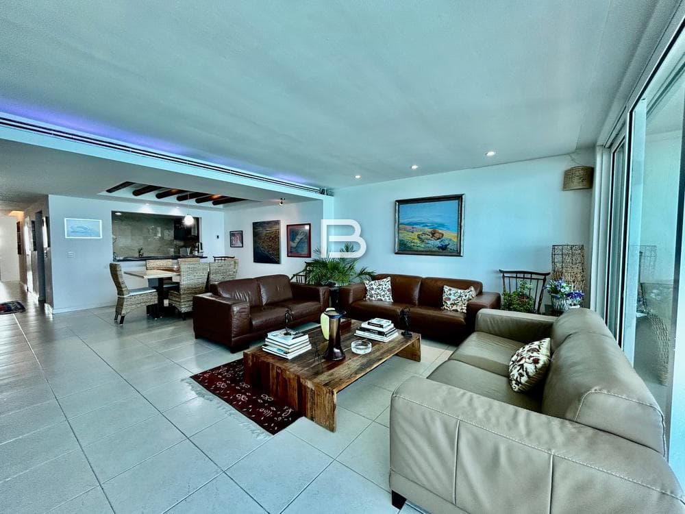 Maralago Oceanfront Apartment for Rent
