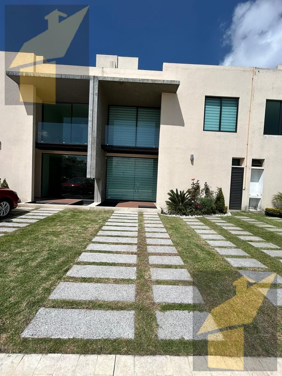 House for Sale in Santa María, San Mateo Atenco