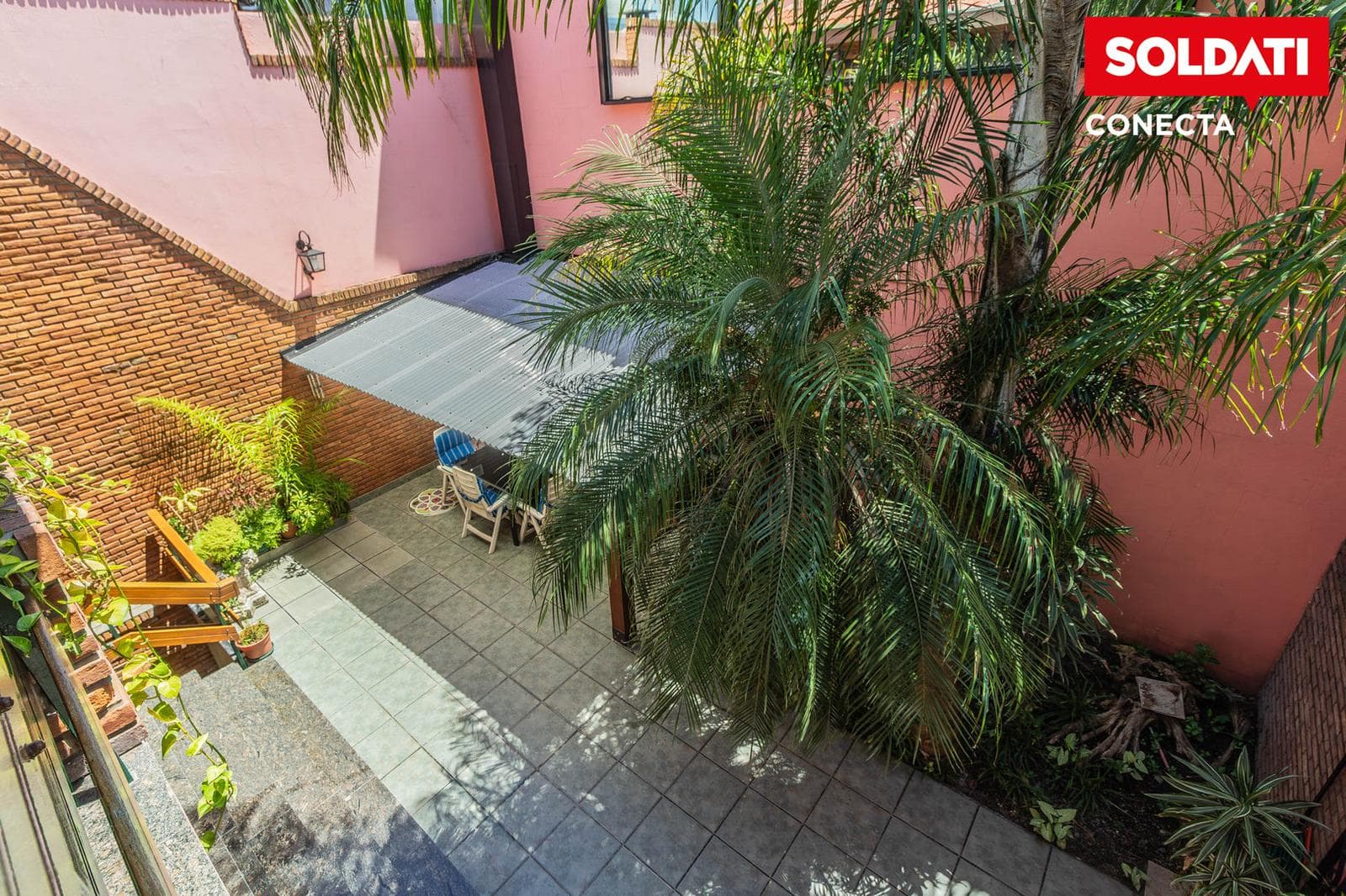 House for Sale in Flores, CABA: 5 Rooms, 3 Bedrooms, Home Office, Patio, Barbecue Area, Covered Garage