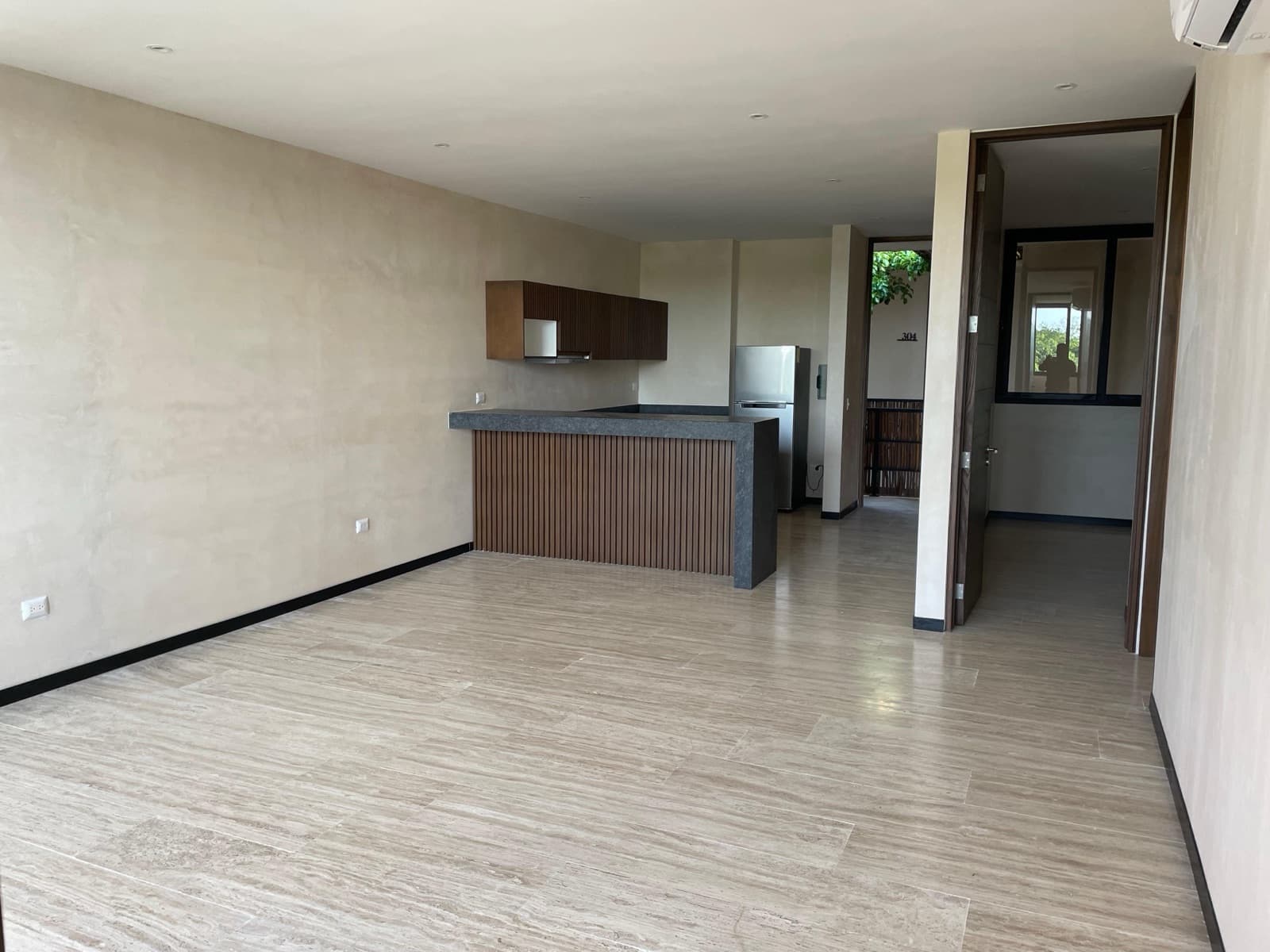 REUNION WITH YOU: OPHELIA—APARTMENT AVAILABLE IMMEDIATELY
