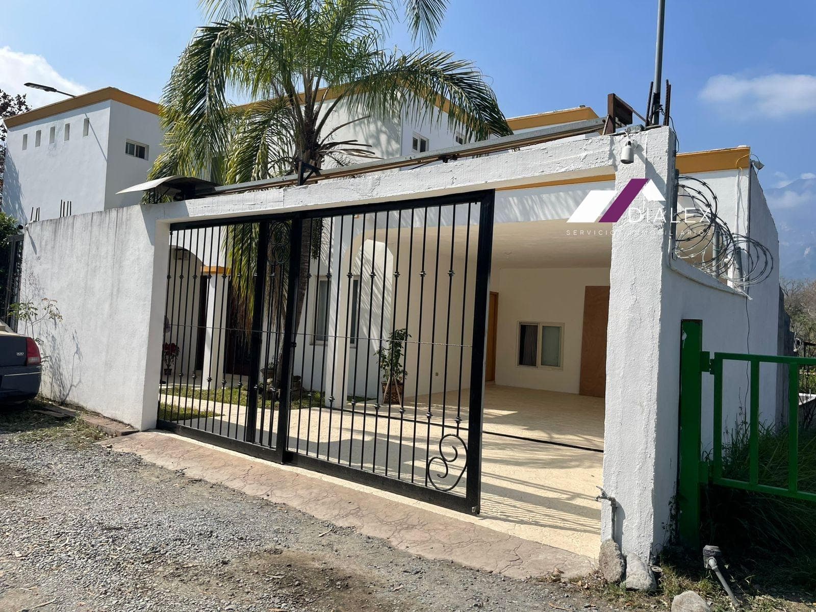 FOR SALE: Corner House, 875 m², VILLAS DE SANTIAGO, San Francisco, NATIONAL HIGHWAY