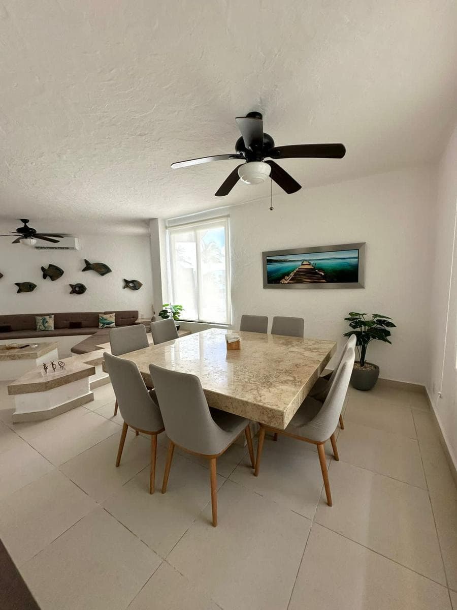 House in the CANCUN HOTEL ZONE