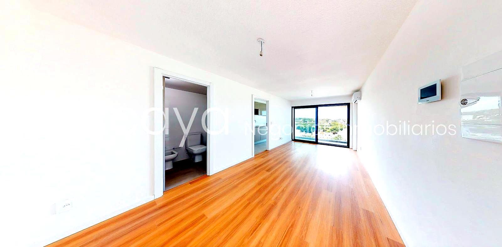 Studio Apartment for Sale with Terrace in Malvin—Includes Rent—
