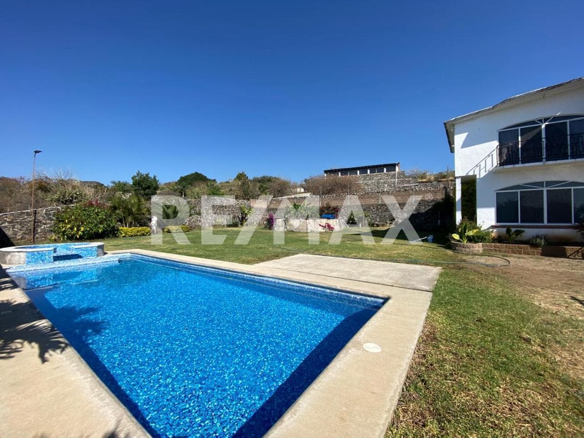 House for Sale in Morelos, Tepoztlán