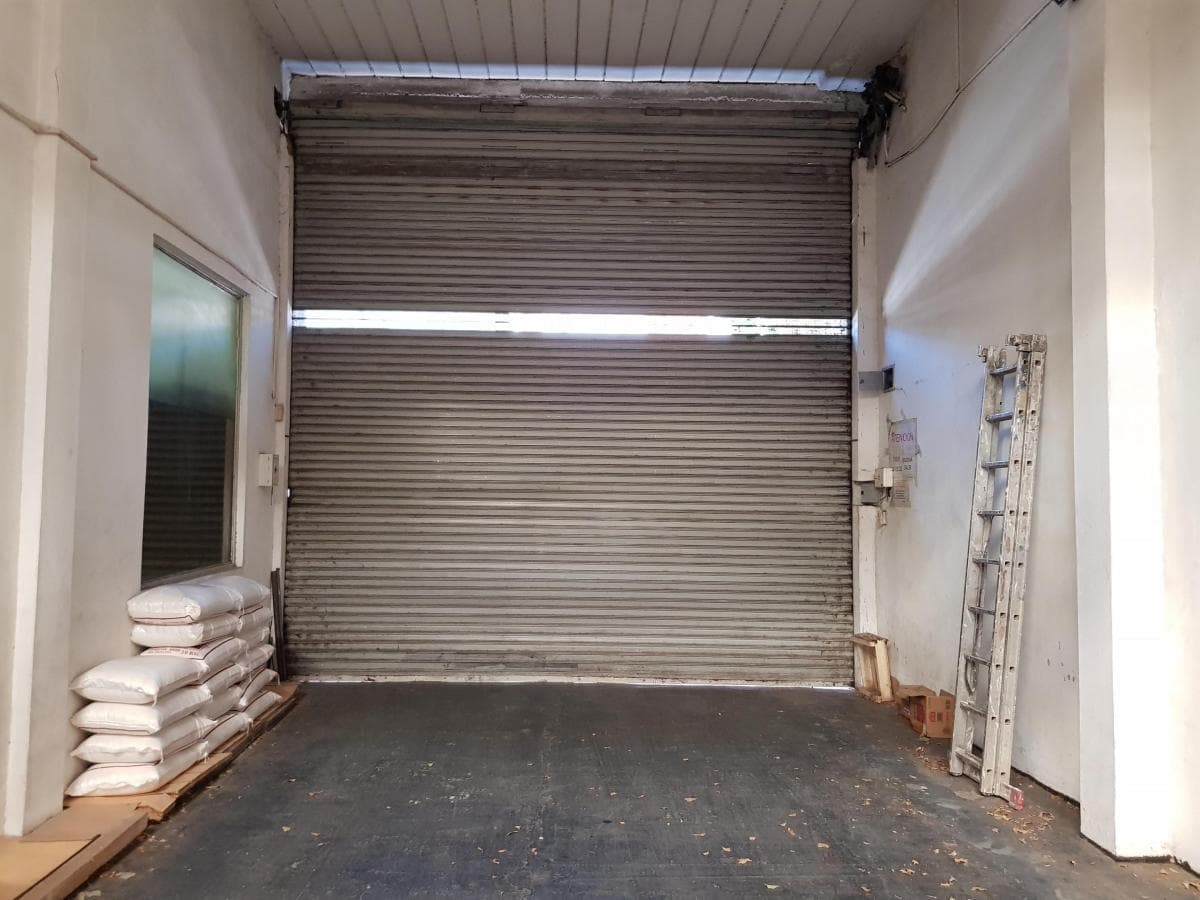 17 x 50-meter lot. USAM. La Paternal.