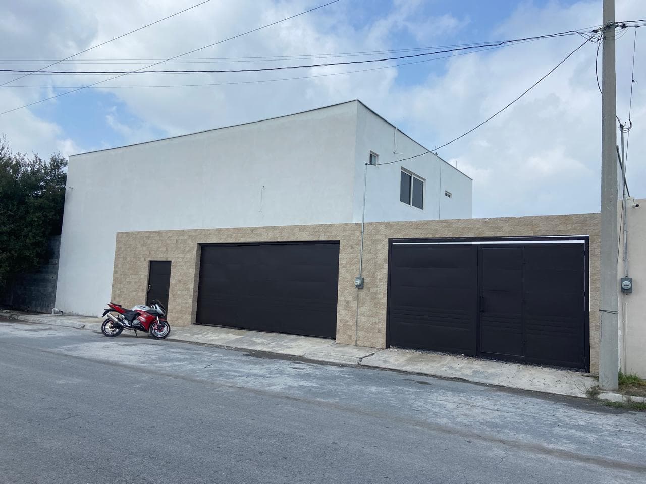 HOUSE FOR RENT IN PORTAL DEL NORTE, ESCOBEDO-ZUAZUA
