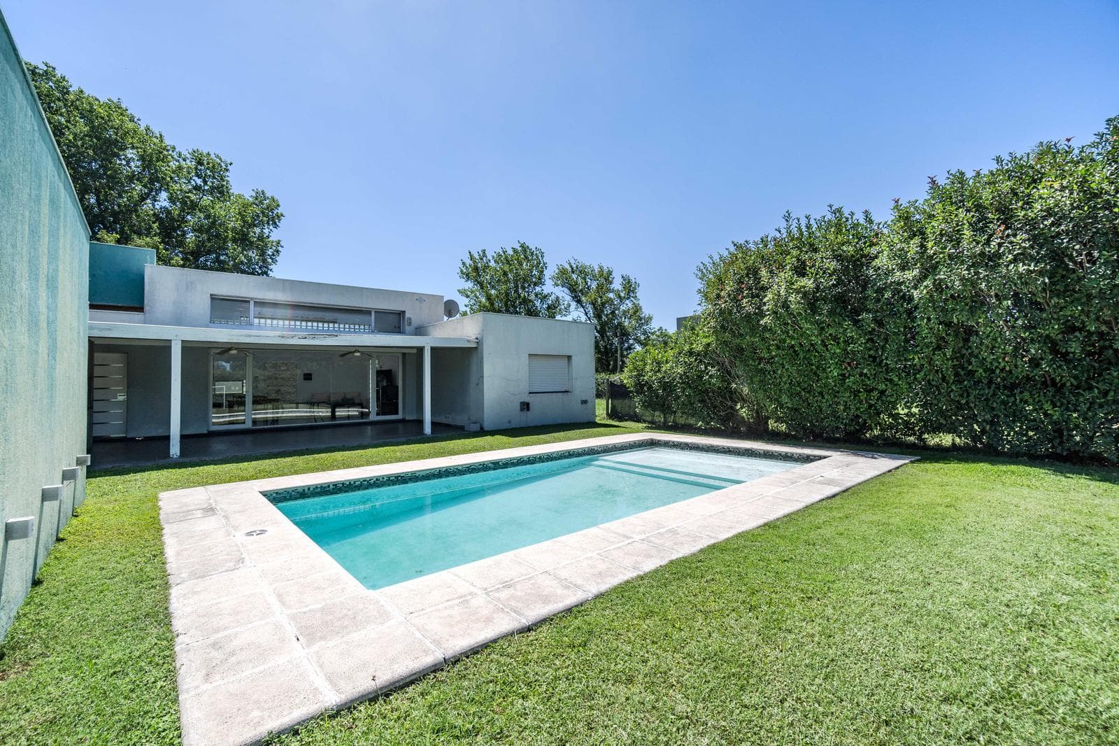 FOR SALE - House - 2 bedrooms - Roldan, San Lorenzo