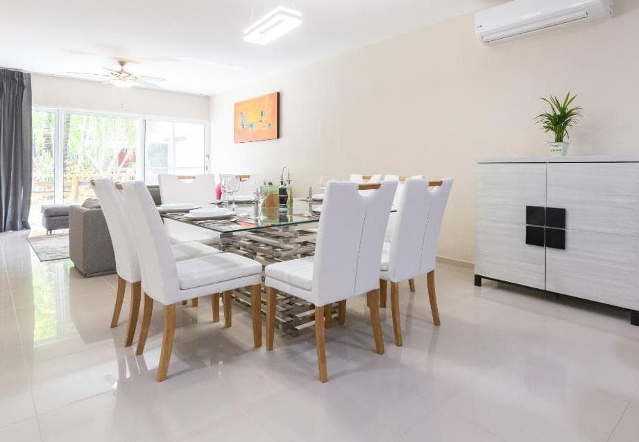 APARTMENT FOR SALE: 3 BEDROOMS, 3.5 BATHROOMS, 168 M2, WITH AMENITIES IN PLAYA DEL CARMEN