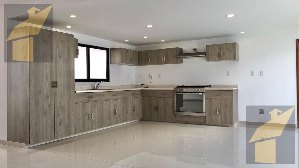 House for Sale in Santa Ana Tlapaltitlan, Asis Residencial