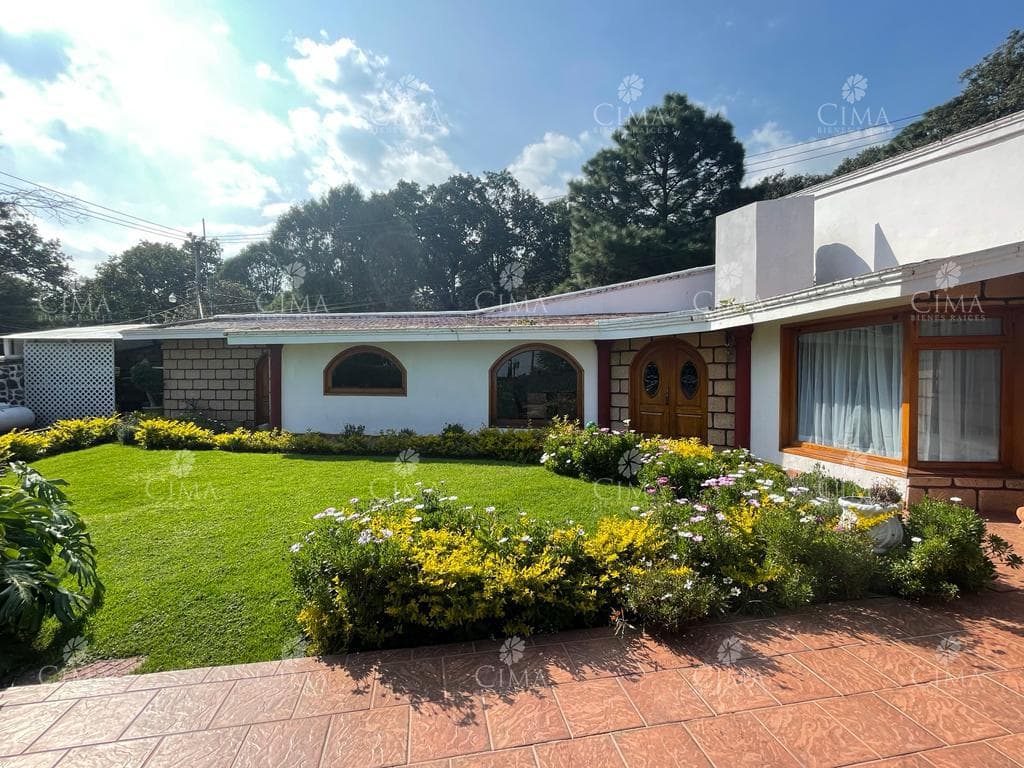 Venta casa en Huertas de San Pedro, Huitzilac, Morelos - V364