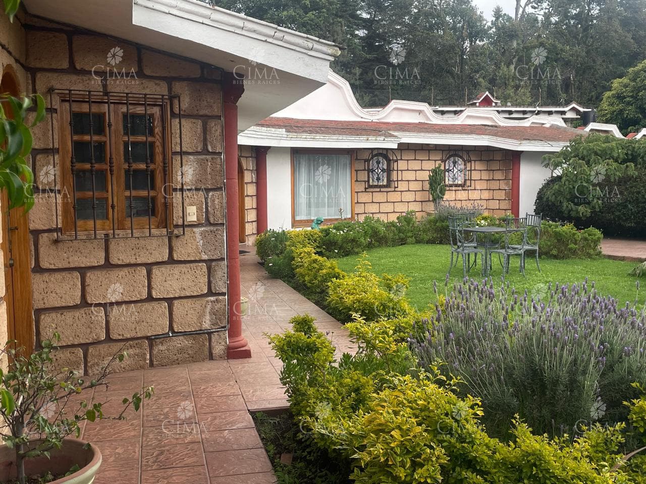 Venta casa en Huertas de San Pedro, Huitzilac, Morelos - V364