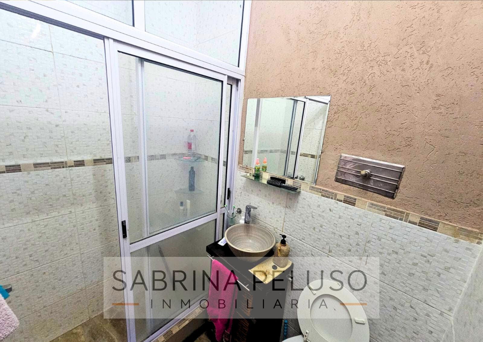 Beautiful HOUSE for sale located in Merlo