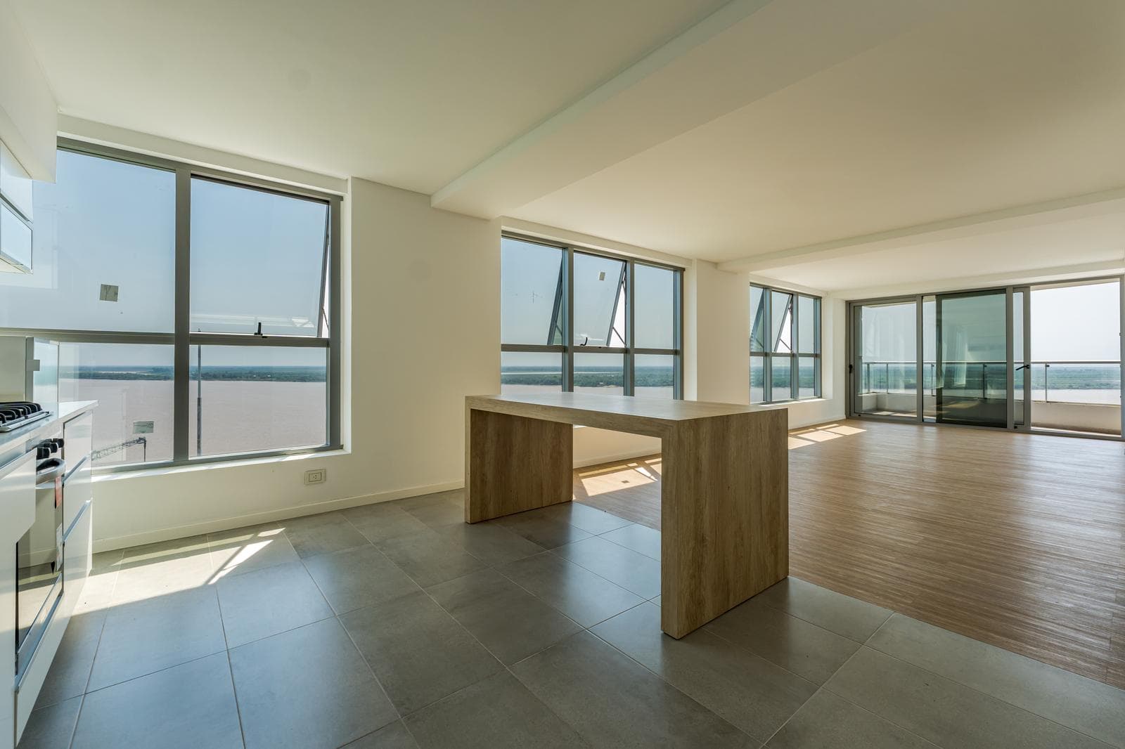 FOR SALE - 3-bedroom apartment. Puerto Norte, Rosario.