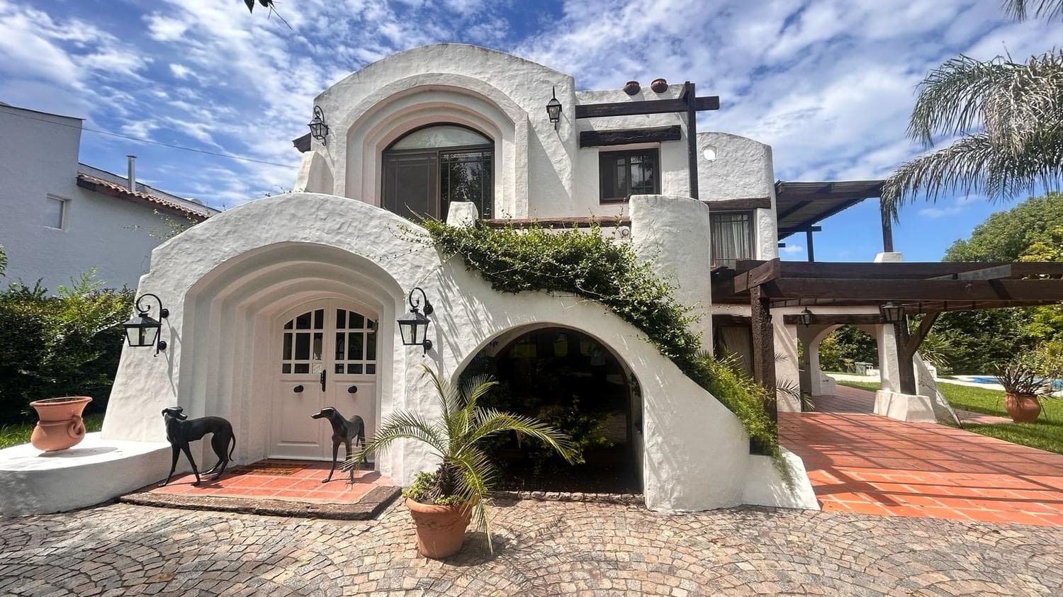 Mediterranean-style home for sale in CC Larena