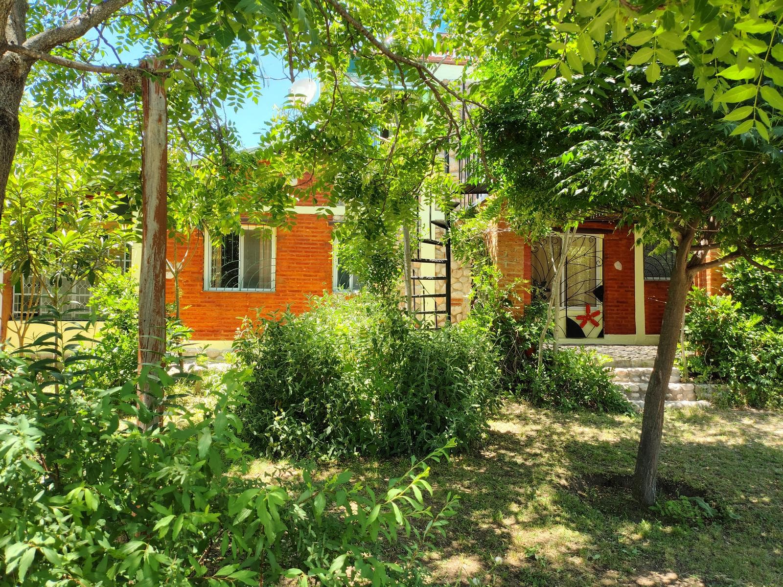 New Listing! Bargain: 2-Bedroom House with Yoga Studio | Villa de Las Rosas | USD 159,000