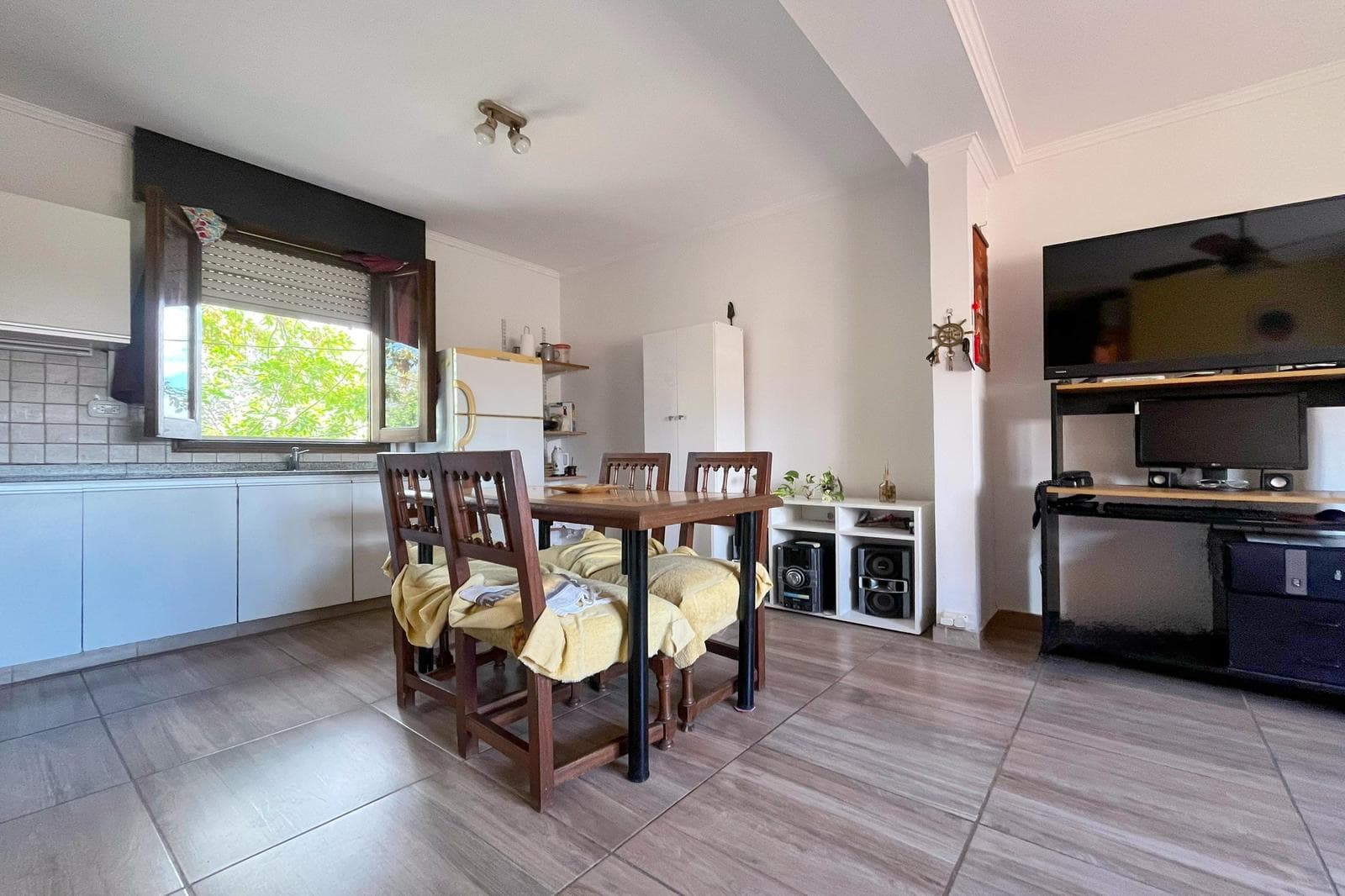 FOR SALE - 1-bedroom apartment with private laundry room - Matheu, Rosario. QUALIFIES FOR A MORTGAGE.