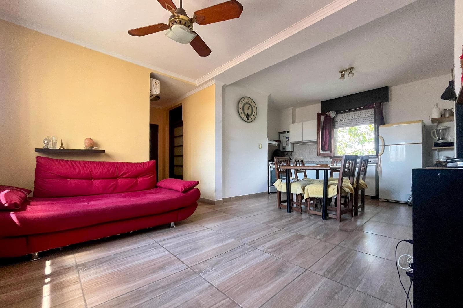 FOR SALE - 1-bedroom apartment with private laundry room - Matheu, Rosario. QUALIFIES FOR A MORTGAGE.