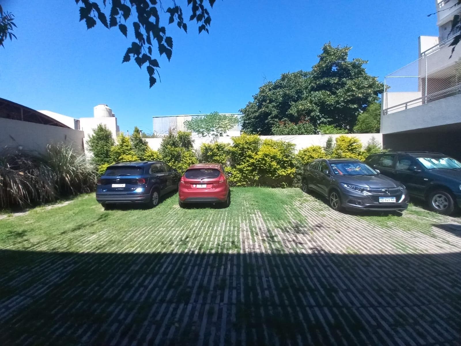 Open-air garage for sale in Villa Devoto