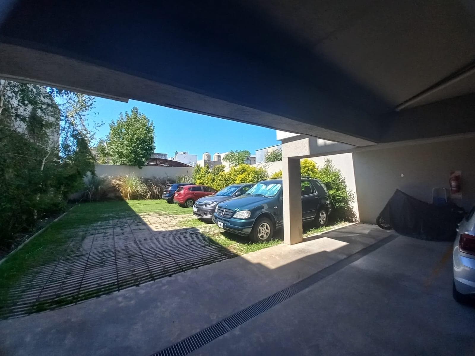 Open-air garage for sale in Villa Devoto