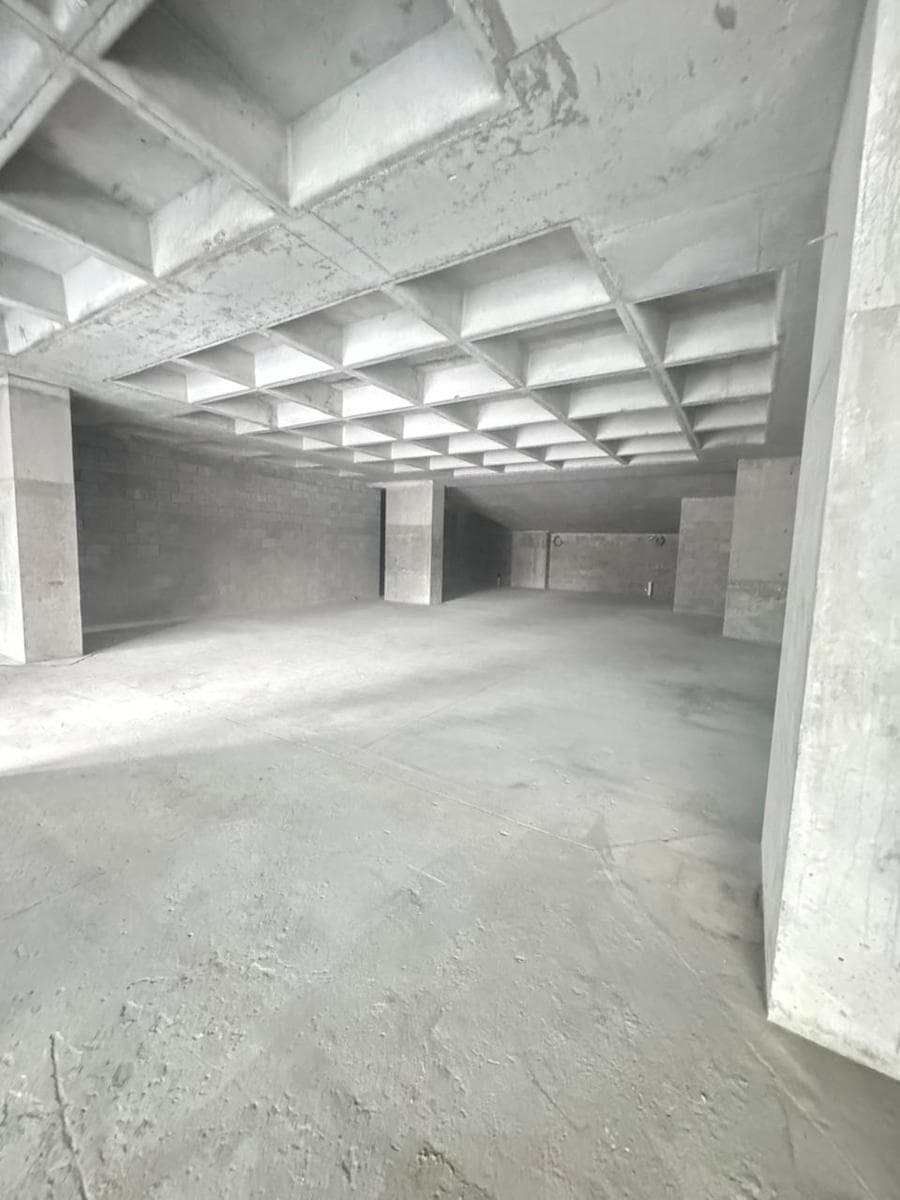 COMMERCIAL SPACE FOR RENT AT TORRE HEROES DEL 47, DOWNTOWN MONTERREY