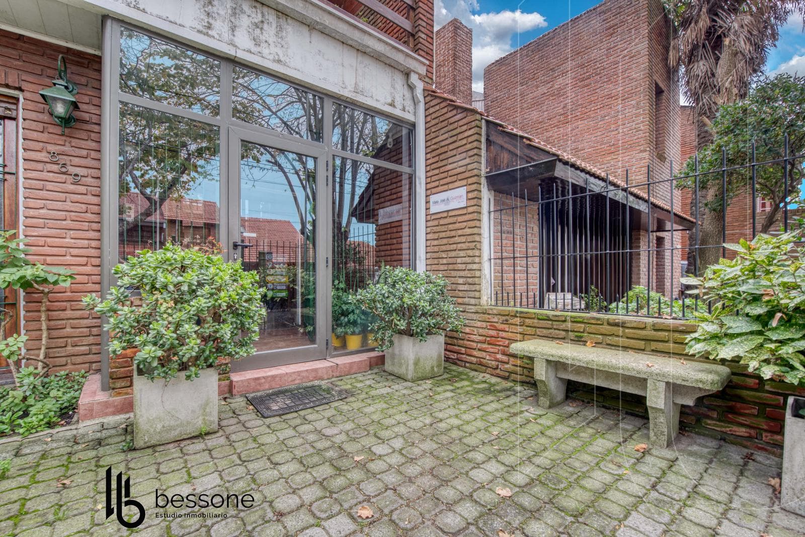 OPPORTUNITY: 7-ROOM APARTMENT IN PARQUE LURO