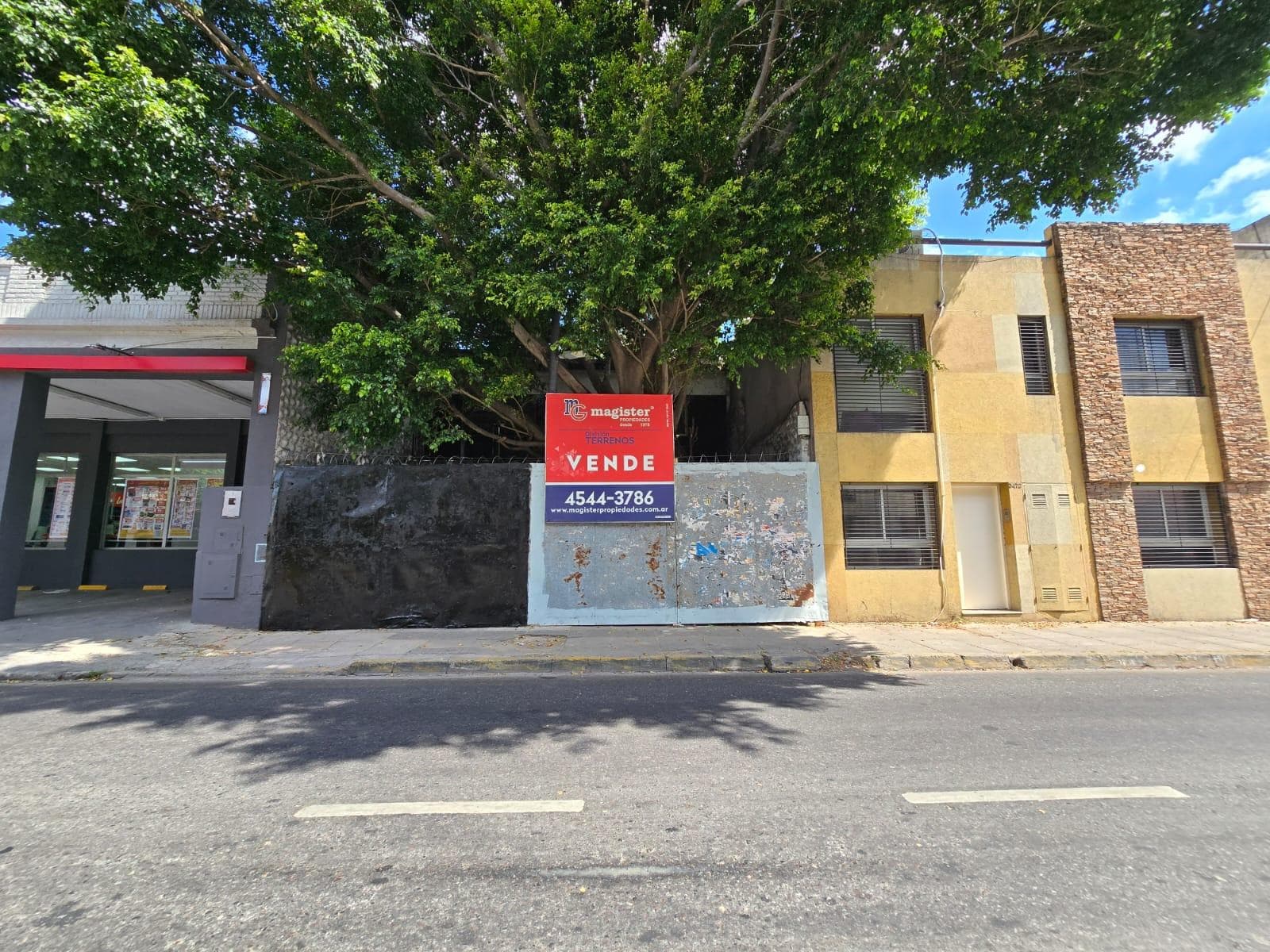 Lot measuring 8.70 x 34. 3400 Galván. Villa Urquiza