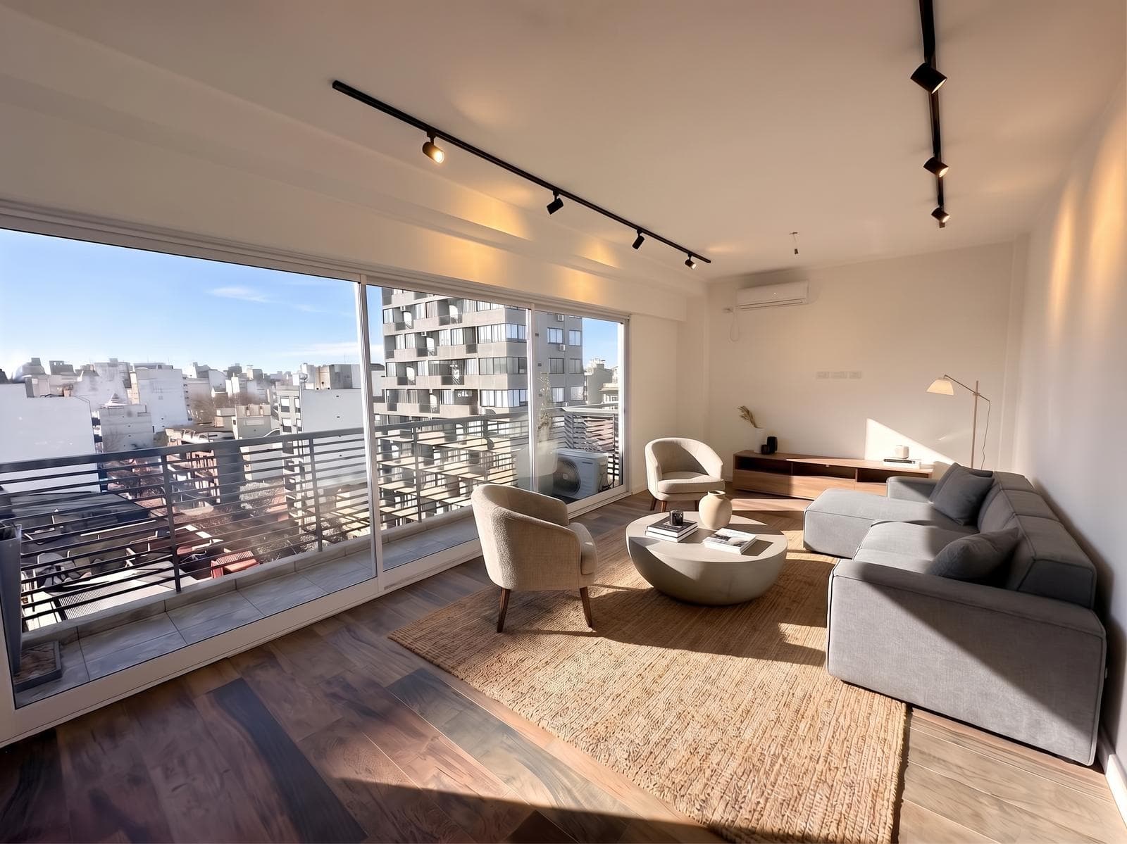 4-ROOM APARTMENT FOR SALE IN SAN CRISTOBAL