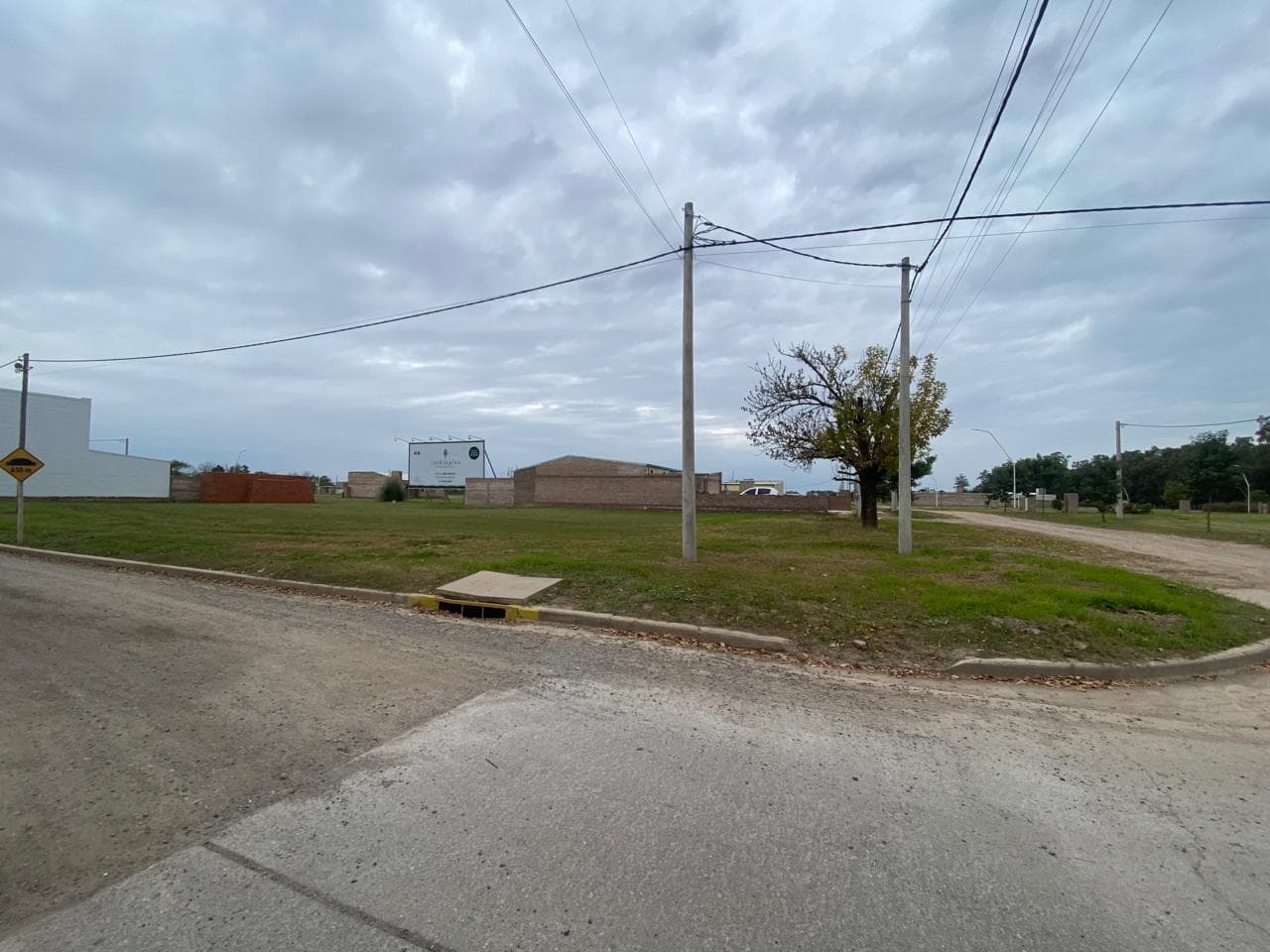 FOR SALE - Land in the Jardines Neighborhood, Ciudad de Esperanza, Santa Fe