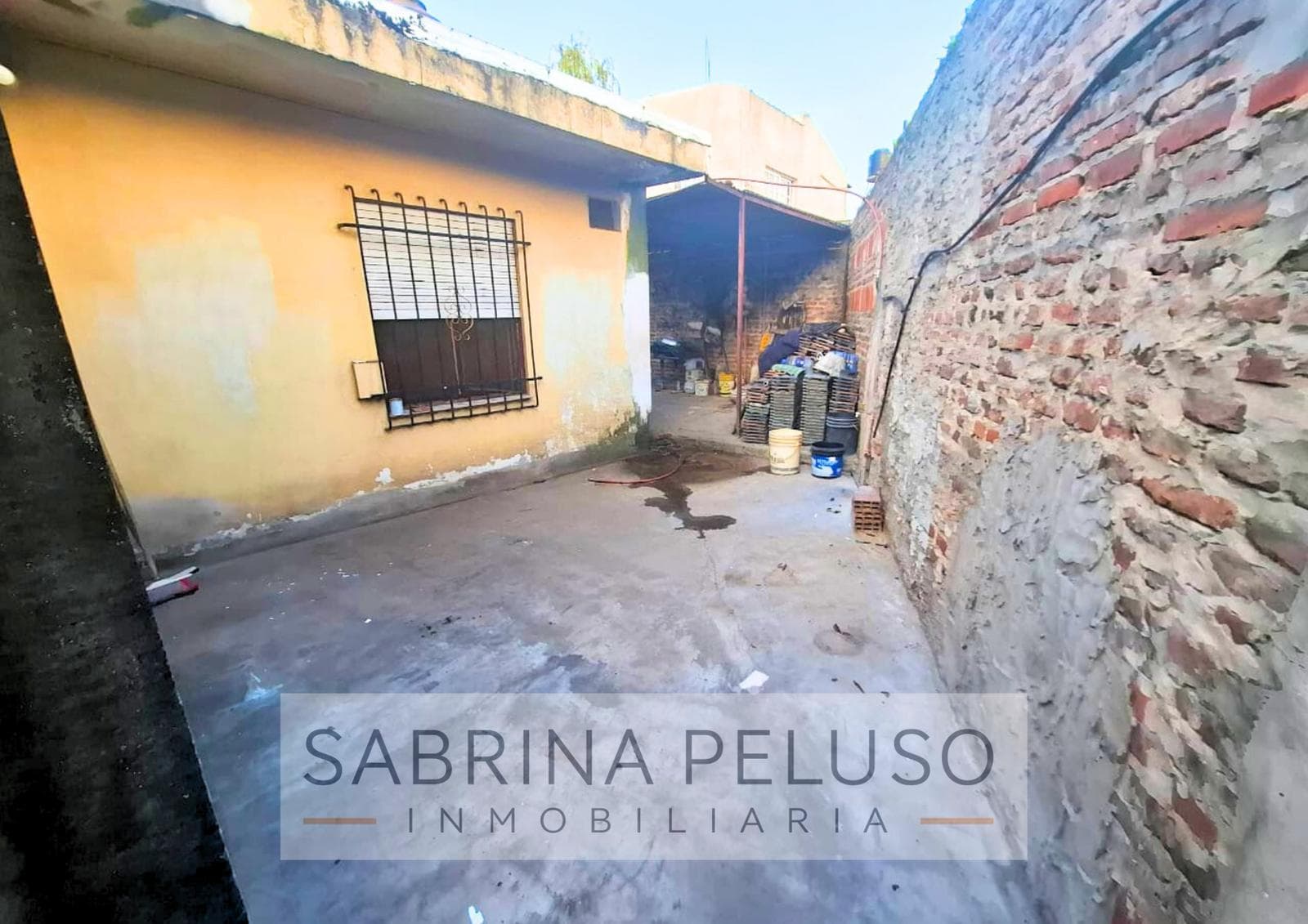 House for Sale in Moreno
