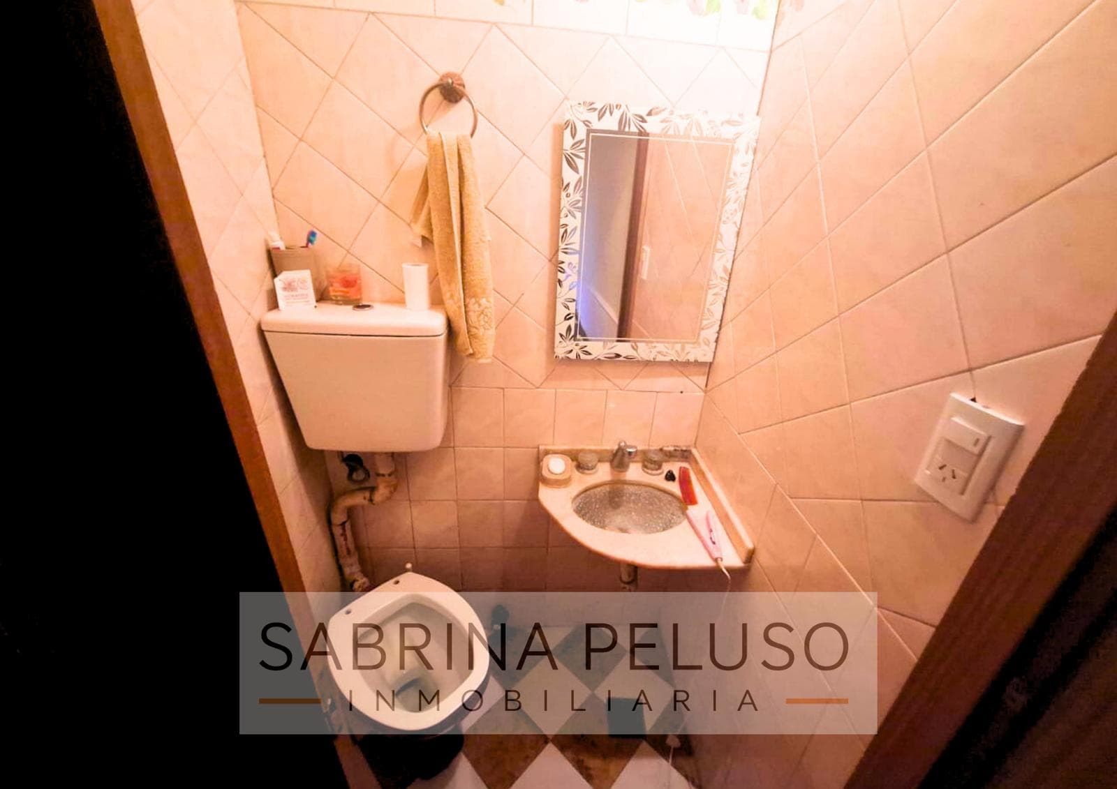 House for Sale in Moreno