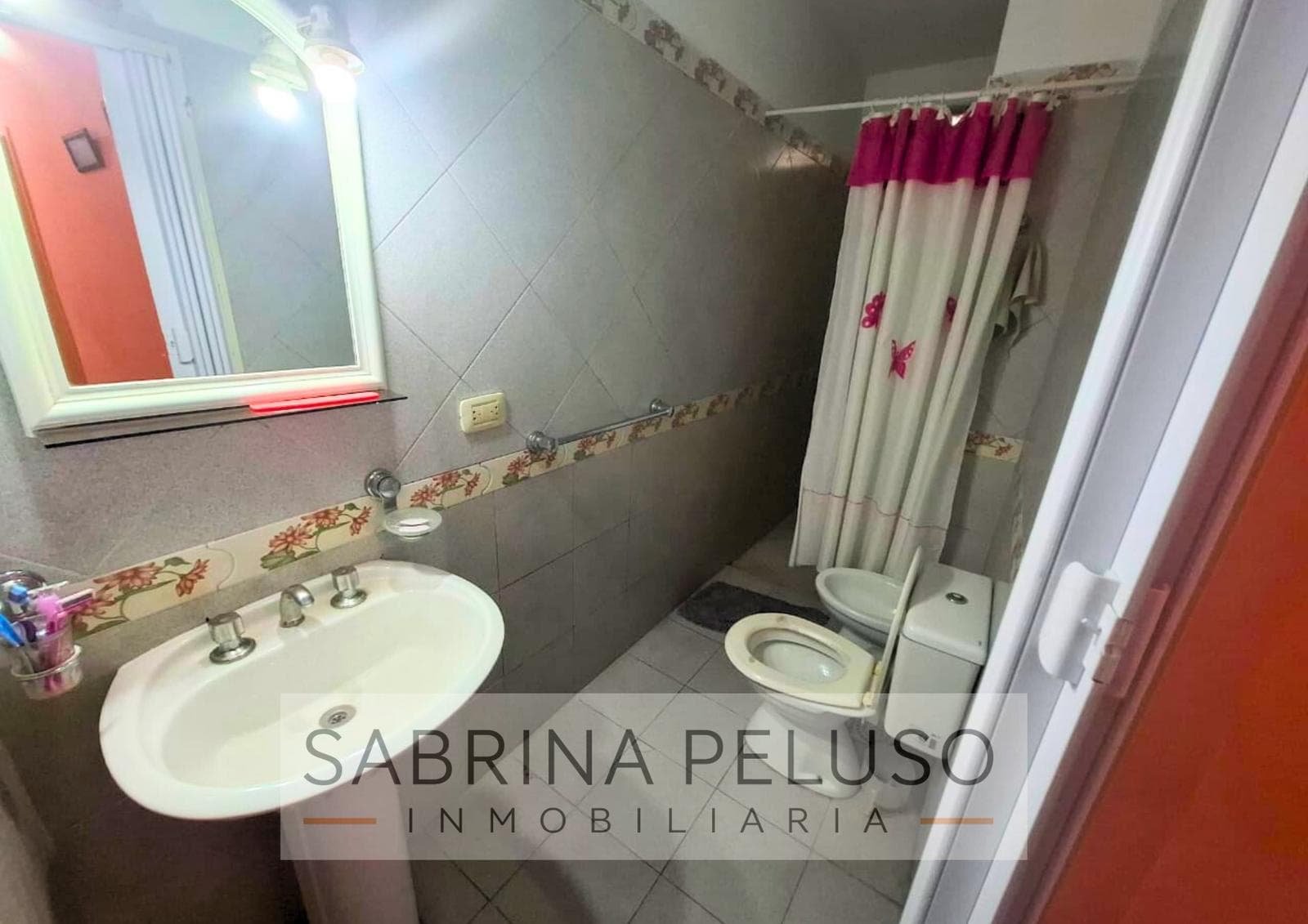 House for Sale in Moreno