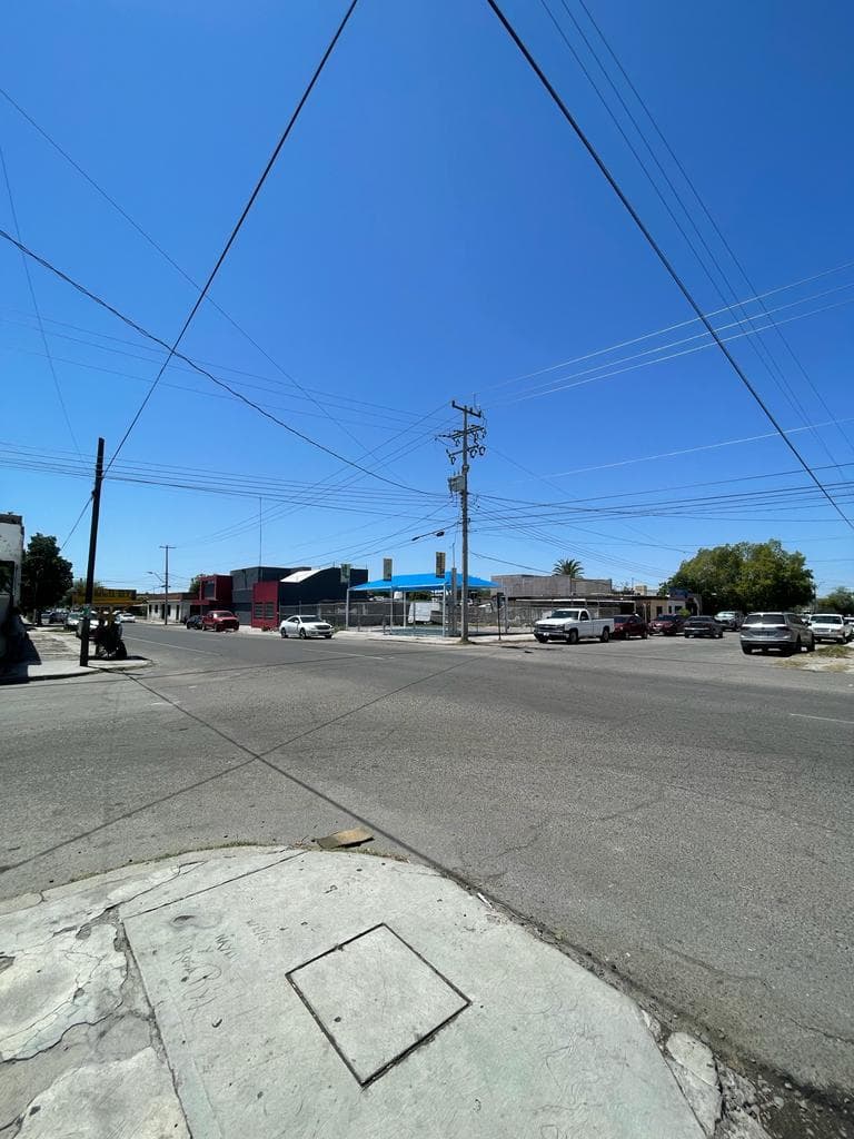 Land for Rent at the Corner of 12 de Octubre Street and Albero Gutiérrez Street, Balderrama Neighborhood