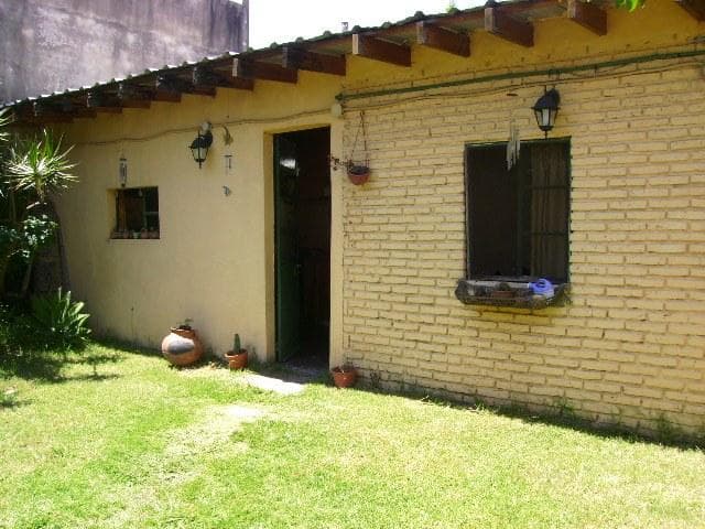 Lot 10 x 23. USAB 2. SAAVEDRA