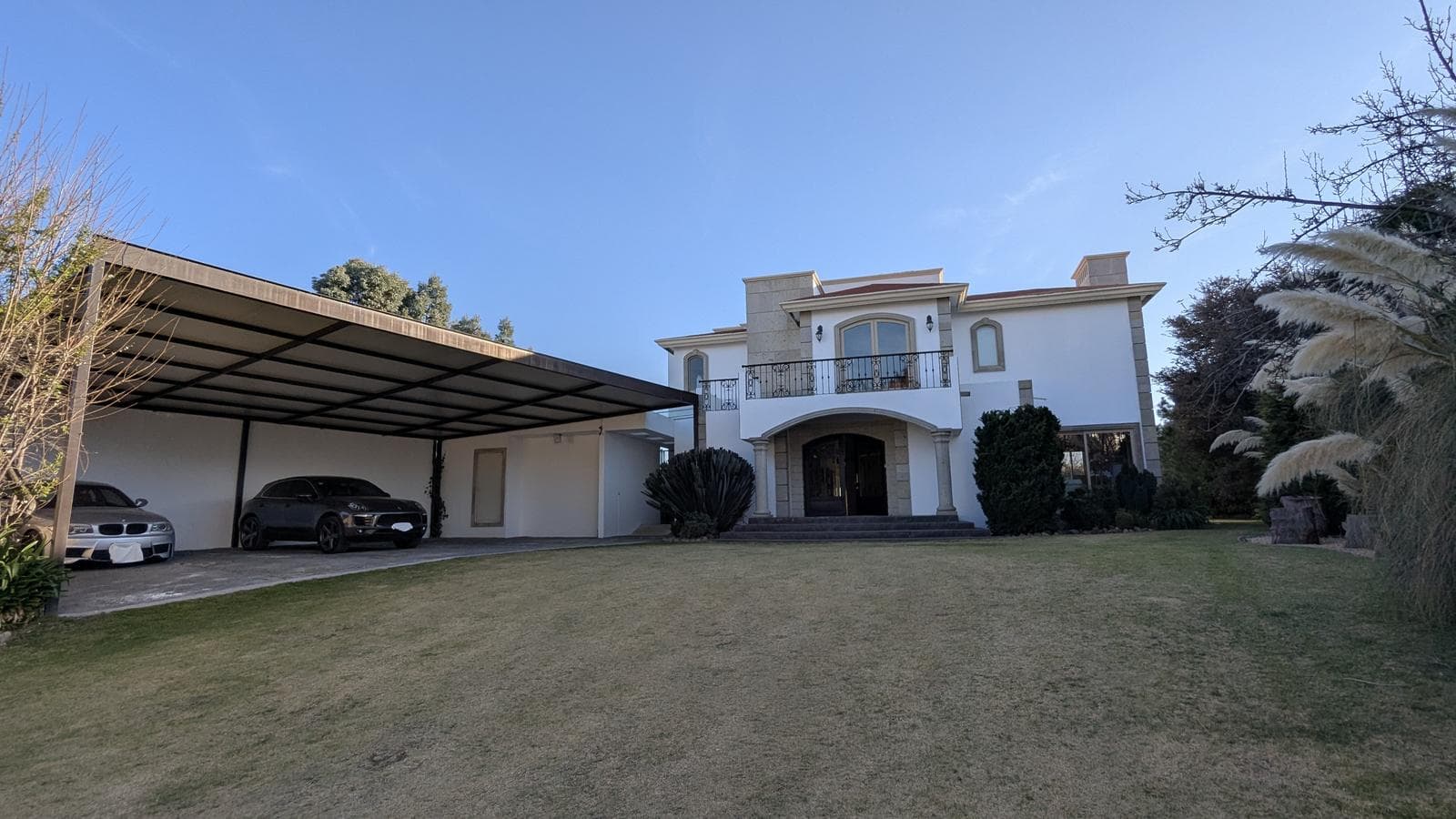HOME FOR SALE IN CACALOMACAN, TOLUCA