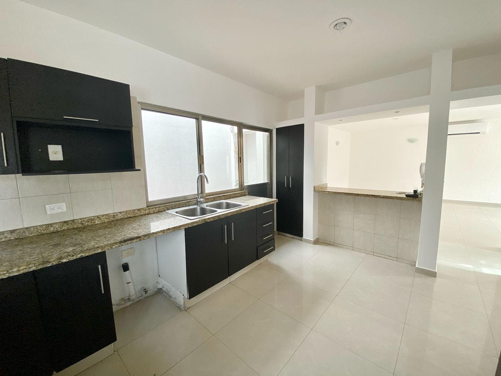 House in VILLA ROMA NEAR SAMS ON AV COLOSIO